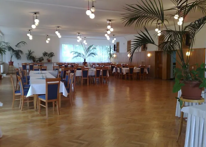 Irss Osrodek Szkoleniowy Ośrodek wypoczynkowy *