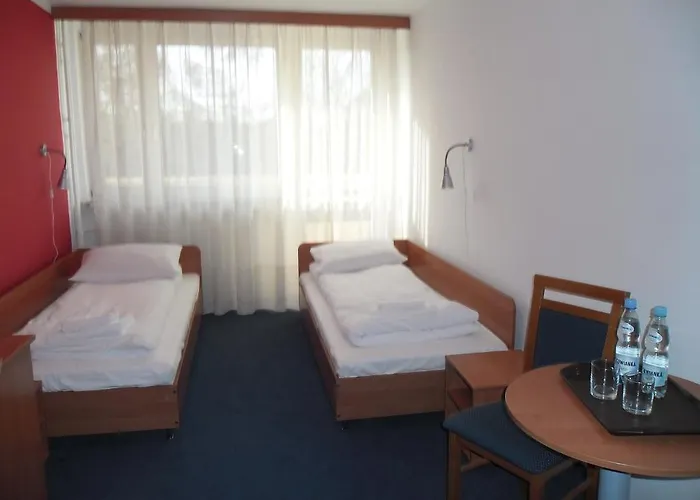 Ośrodek wypoczynkowy Irss Osrodek Szkoleniowy *